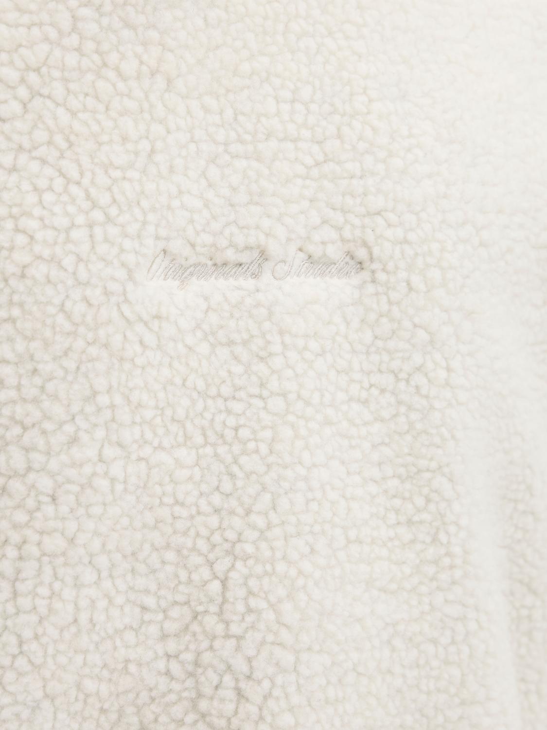 model_shot-detail